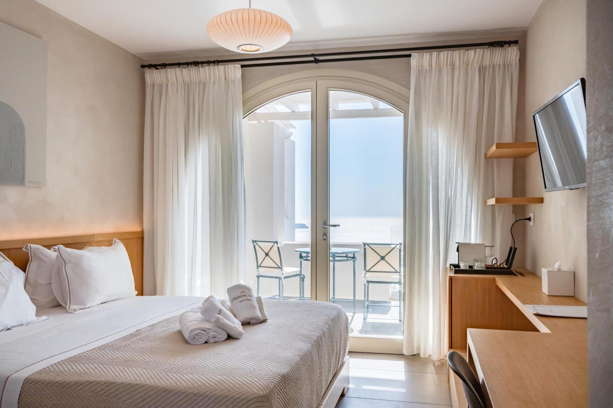 Apeiron Blue Santorini - Sustainable Adults Only 14 Plus Фіра Екстер'єр фото
