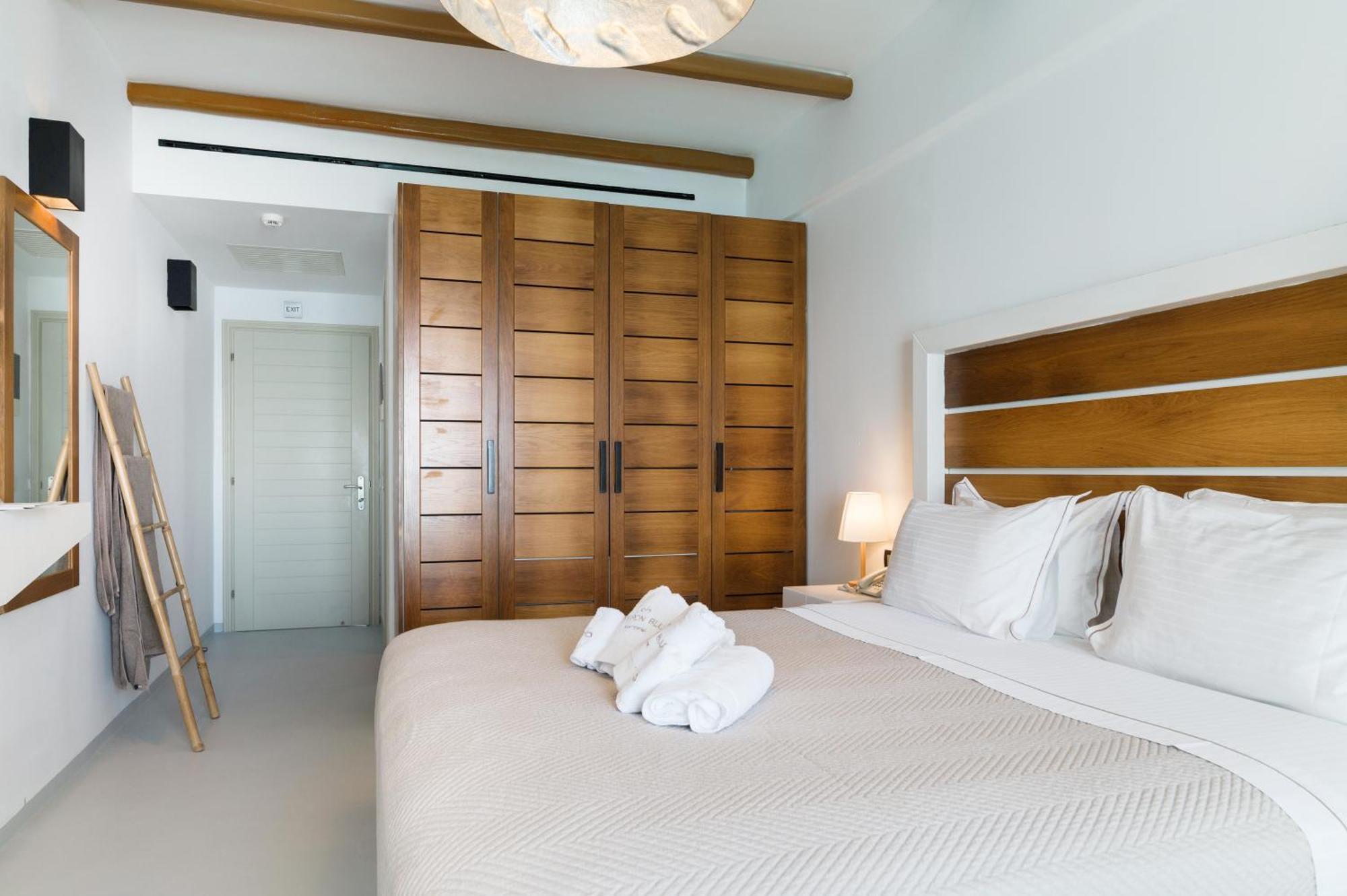 Apeiron Blue Santorini - Sustainable Adults Only 14 Plus Фіра Екстер'єр фото