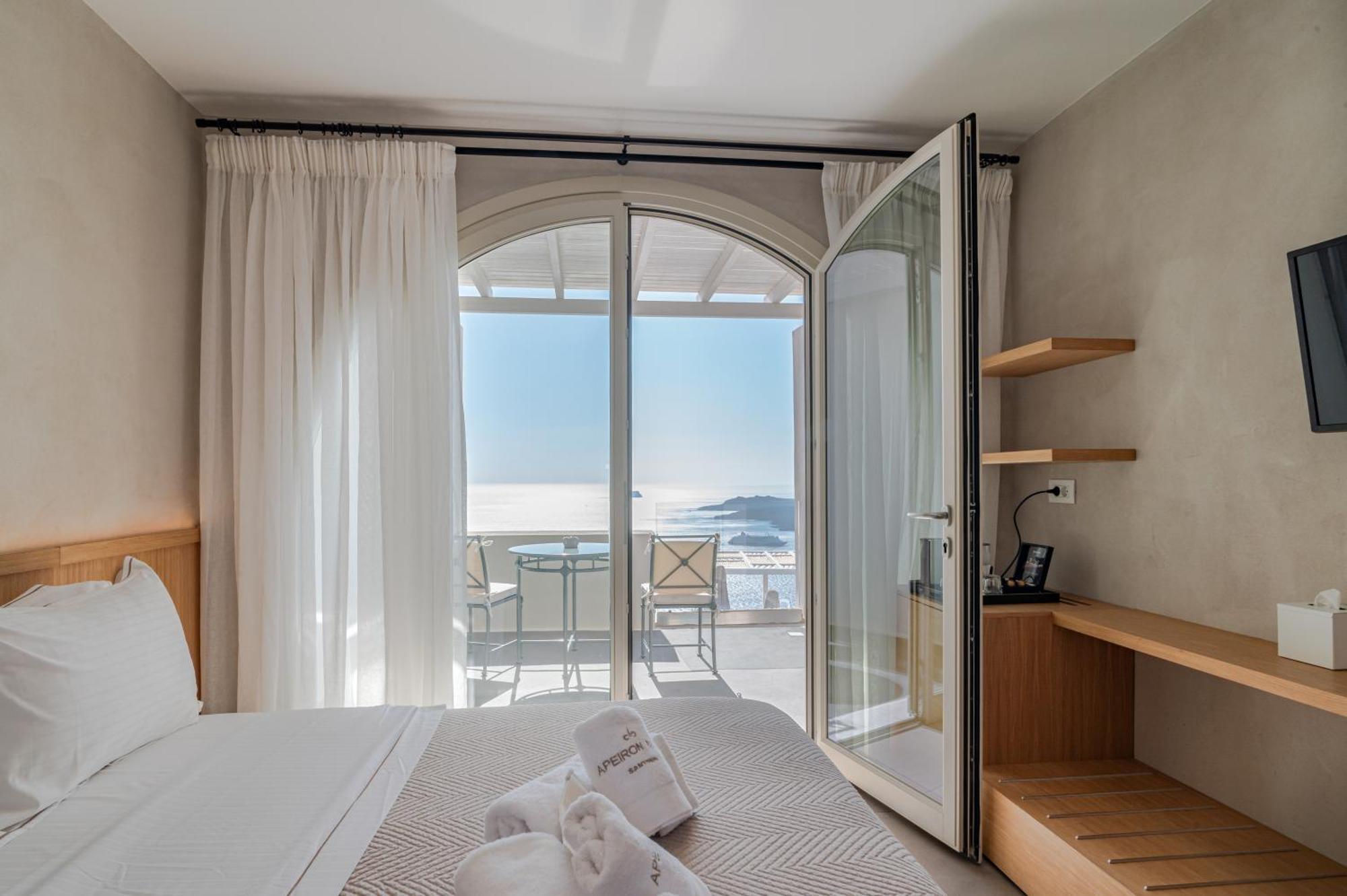 Apeiron Blue Santorini - Sustainable Adults Only 14 Plus Фіра Номер фото
